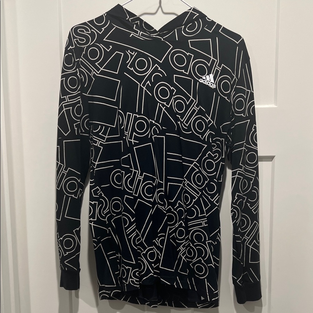 Adidas Boy’s Large Black Graphic long sleeve tee with hoodie XL